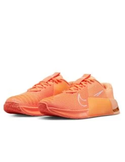 Nike Metcon 9 AMP Shoes - Atomic Orange/White/Ice Peach 13 Nike Metcon 9 AMP Shoes - Atomic Orange/White/Ice Peach -The Sports Edit nike metcon 9 amp shoes orange white ice peach dz2539 800 4