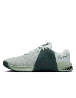 Nike Metcon 9 Shoes - Light Silver/Vintage Green/Jade Horizon -The Sports Edit nike metcon 9 shoes silver green jade dz2537 005 5