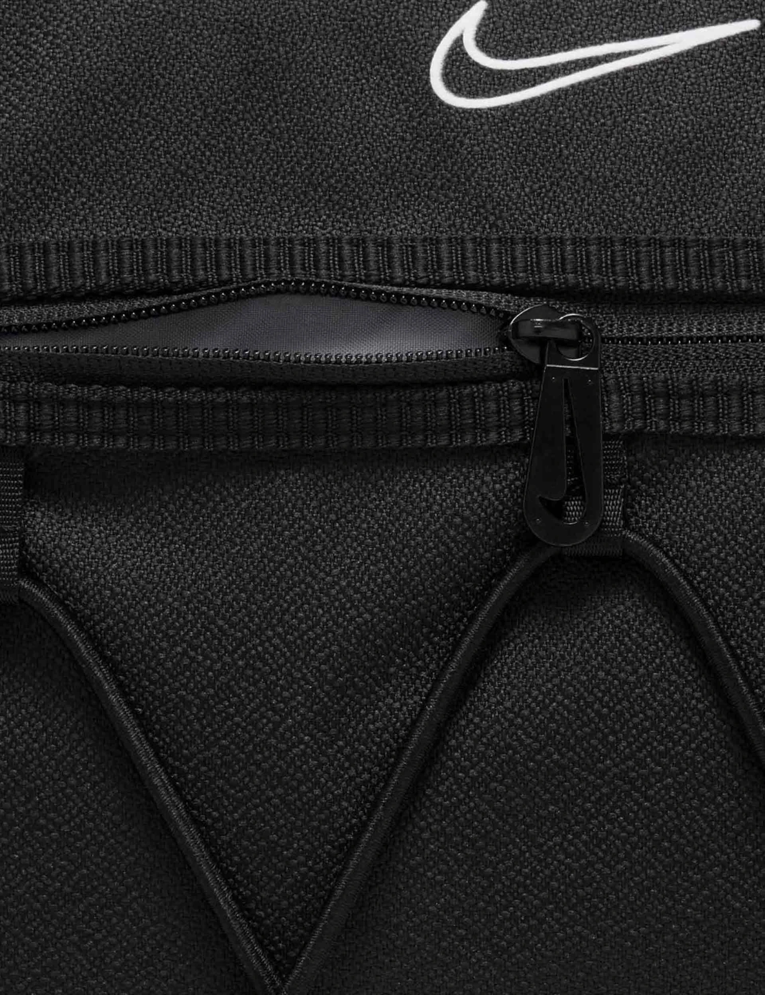 Nike One Club Duffel Bag - Black/White 8 Nike One Club Duffel Bag - Black/White - Image 6