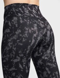 Nike One High Waisted 7/8 Printed Leggings - Black -The Sports Edit nike one hw 7 8 printed leggings black fz3229 010 4