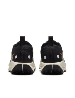 Nike Pegasus Trail 5 Gore-Tex Shoes - Off Noir/Pale Ivory/Black/Monarch -The Sports Edit nike pegasus trail 5 gore tex shoes noir ivory black monarch fq0912 005 3