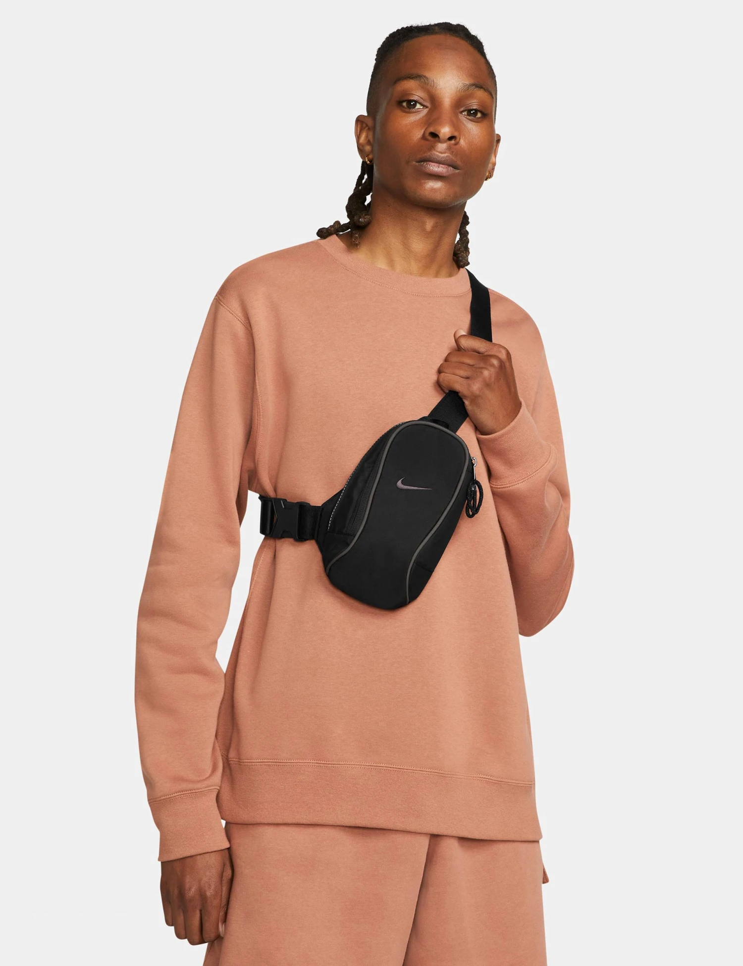 Nike Sportswear Essentials Cross-Body Bag - Black/Ironstone 8 Nike Sportswear Essentials Cross-Body Bag - Black/Ironstone - Image 6