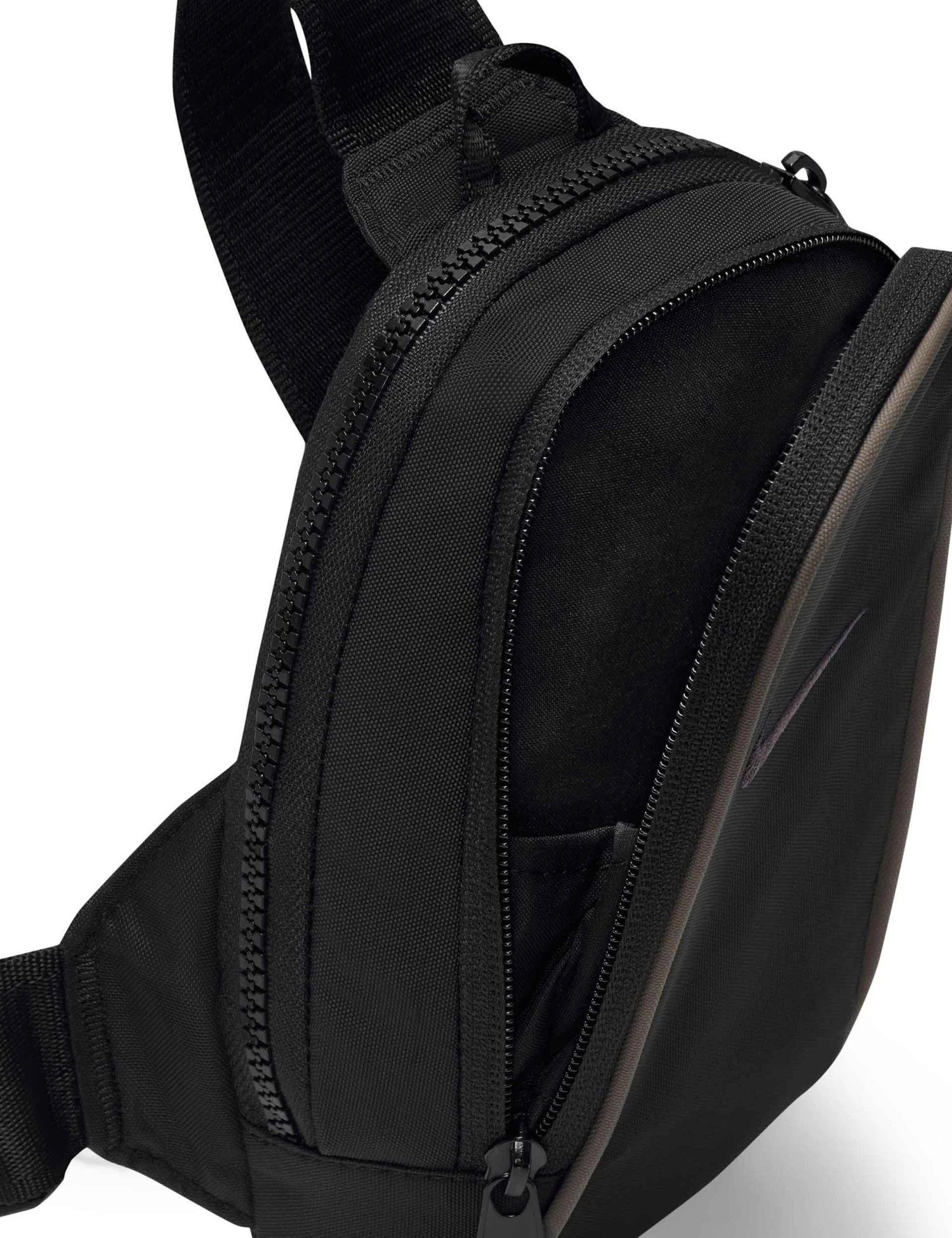 Nike Sportswear Essentials Cross-Body Bag - Black/Ironstone 5 Nike Sportswear Essentials Cross-Body Bag - Black/Ironstone - Image 3