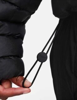 Nike Sportswear Swoosh Puffer Oversized Hooded Jacket - Black/White -The Sports Edit nike sportswear swoosh puffer oversized hooded jacket black fb8729 010 6