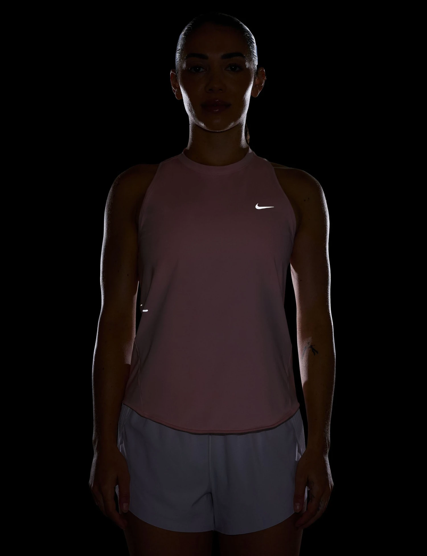 Nike Swift Dri-FIT Running Tank Top - Atmosphere/Reflective Silver 6 Nike Swift Dri-FIT Running Tank Top - Atmosphere/Reflective Silver - Image 4