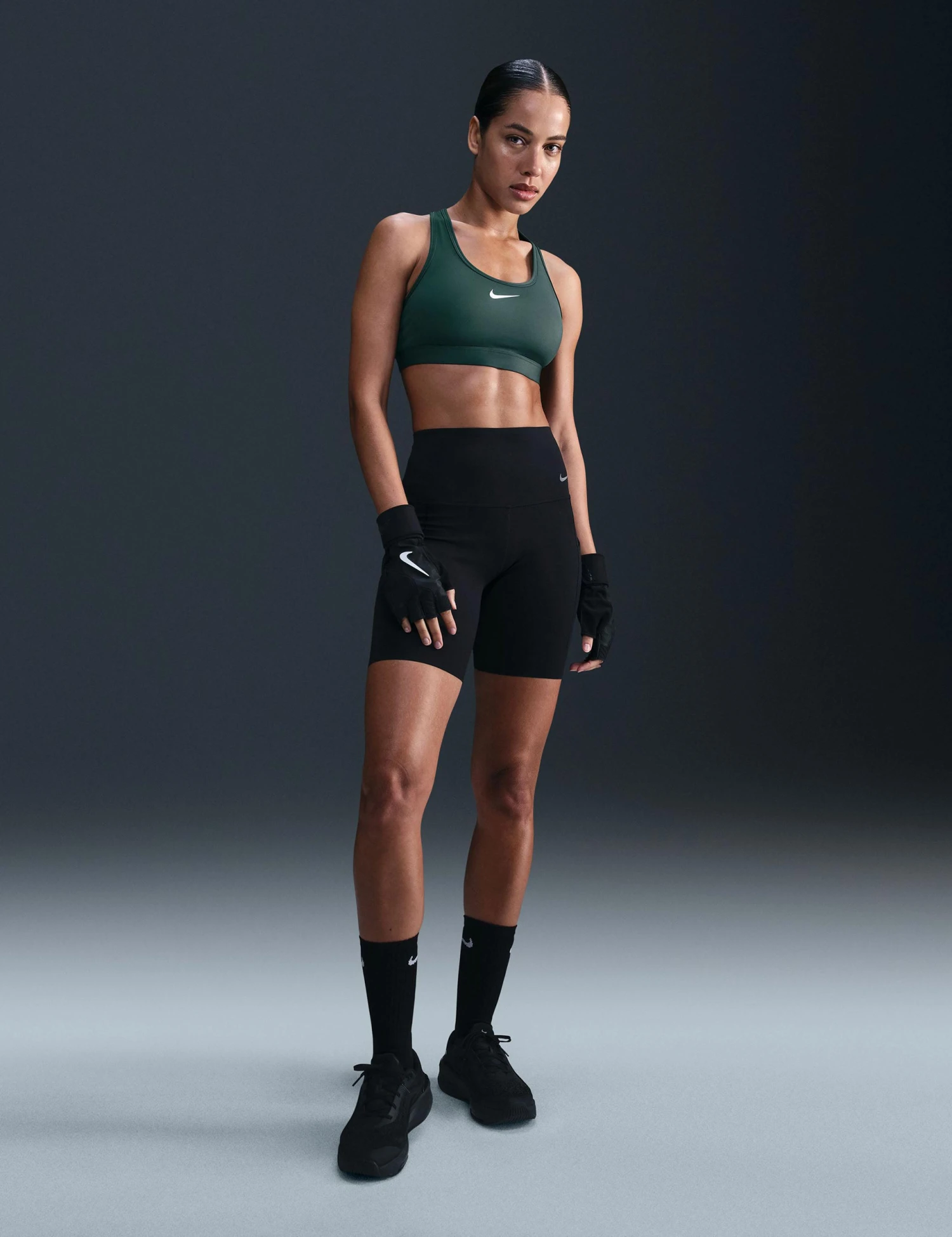 Nike Swoosh Medium Support Bra - Vintage Green/White 6 Nike Swoosh Medium Support Bra - Vintage Green/White - Image 4