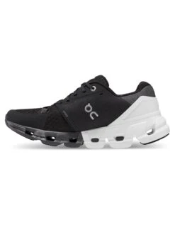 On Running Cloudflyer 4 - Black/White 10 On Running Cloudflyer 4 - Black/White -The Sports Edit on running shoes womens cloudflyer 4 black white 71 98671 4
