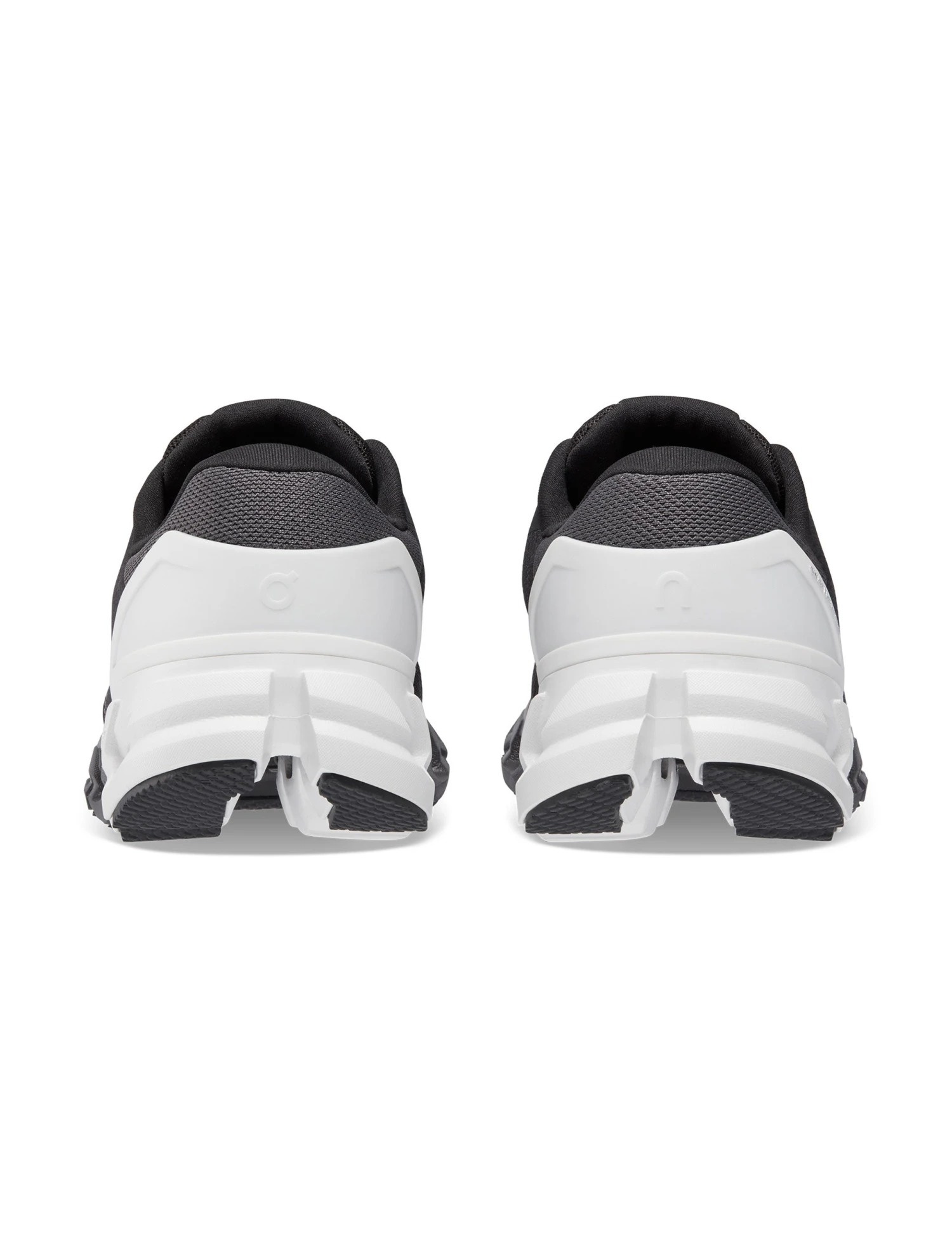 On Running Cloudflyer 4 - Black/White 8 On Running Cloudflyer 4 - Black/White - Image 6