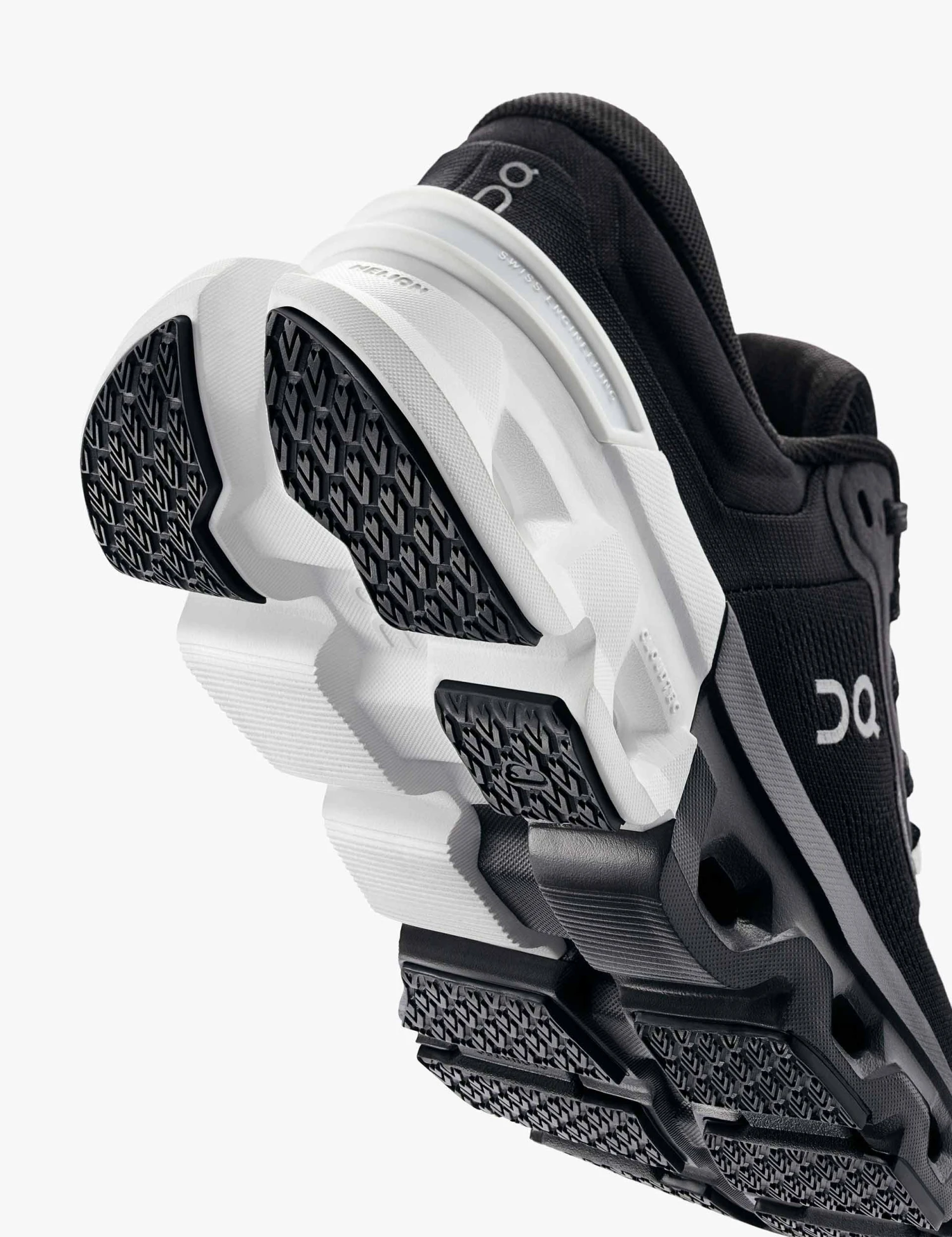 On Running Cloudflyer 5 - Black/White 10 On Running Cloudflyer 5 - Black/White - Image 8