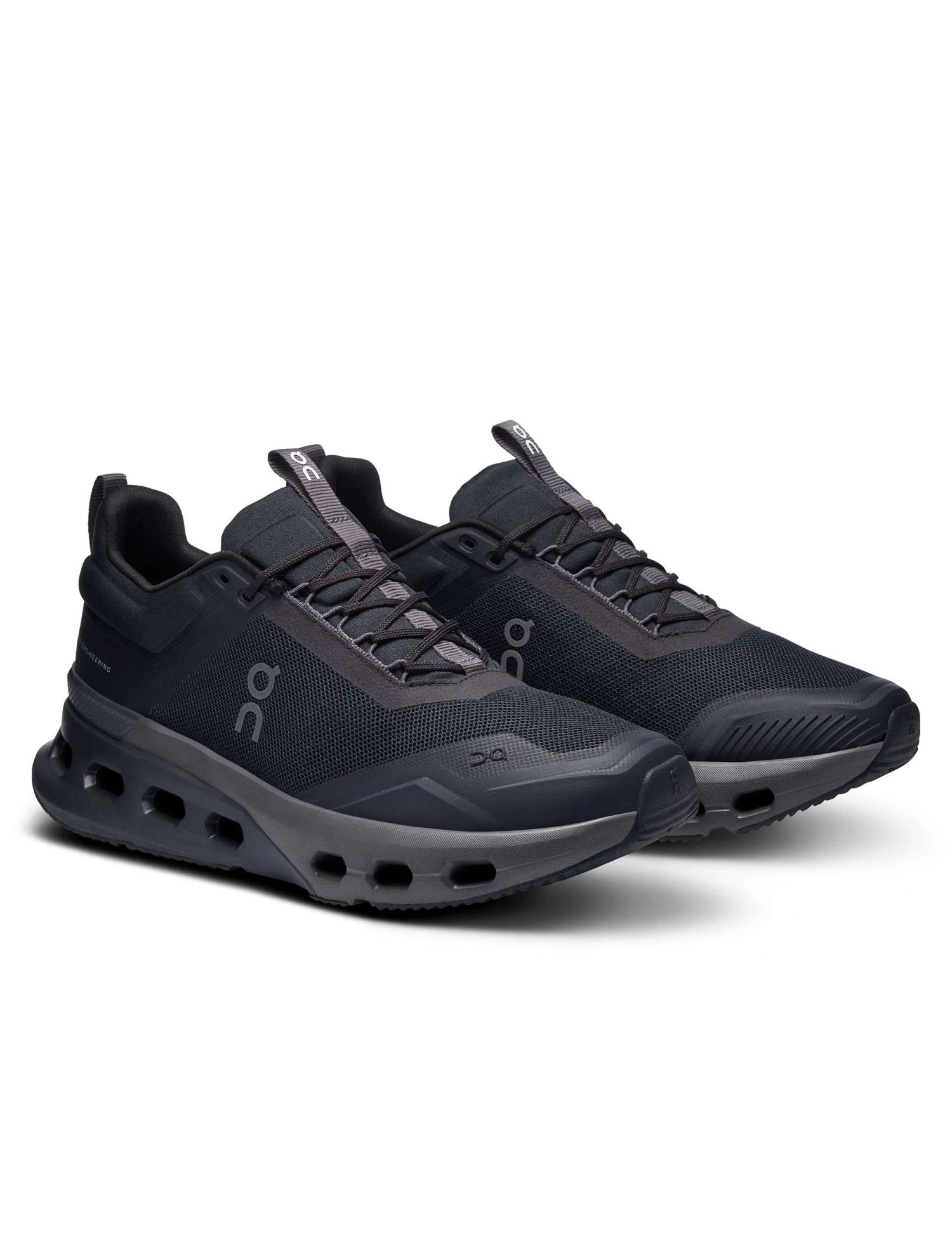 On Running Cloudnova X - Black/Eclipse 4 On Running Cloudnova X - Black/Eclipse - Image 2