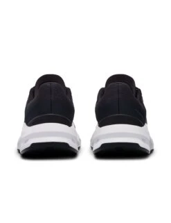 On Running Cloudpulse - Black/White 10 On Running Cloudpulse - Black/White -The Sports Edit on running shoes womens cloudpulse black white 3wd30060299 3