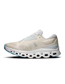 On Running Cloudstratus 3 - Cream/Arctic 13 On Running Cloudstratus 3 - Cream/Arctic -The Sports Edit on running shoes womens cloudstratus 3 cream arctic 3wd30123201 4