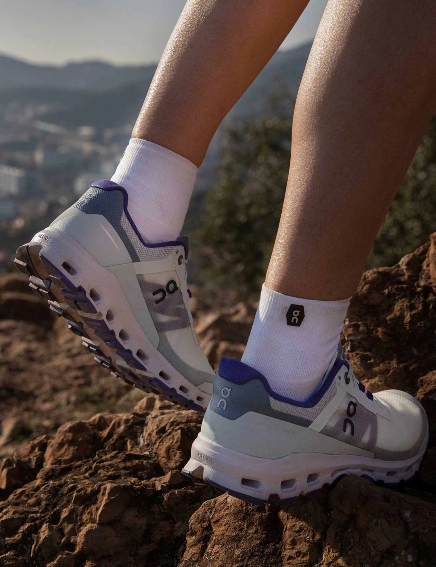 On Running Cloudvista - Frost/Mineral 4 On Running Cloudvista - Frost/Mineral - Image 2