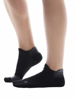 On Running Performance Run Sock Low - Black/Eclipse -The Sports Edit on running shoes womens performance run sock low black eclipse 2uf10060106 2