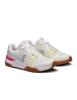 On Running The Roger Advantage Pro - Ivory/Pink -The Sports Edit on running shoes womens the roger advantage pro ivory pink 3wf10182923 6