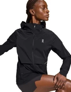 On Running Core Jacket - Black -The Sports Edit on running w core jacket black 1WE10410553 6
