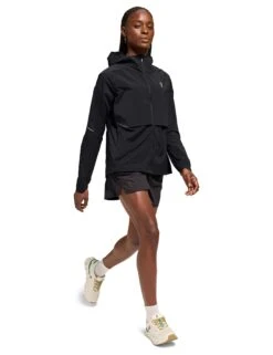 On Running Core Jacket - Black -The Sports Edit on running w core jacket black 1WE10410553 7