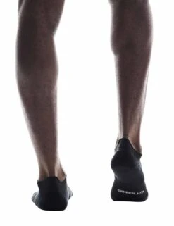 On Running Core Run Sock Low 2P - Black -The Sports Edit on running w core run sock low 2p black 2uf10080553 2