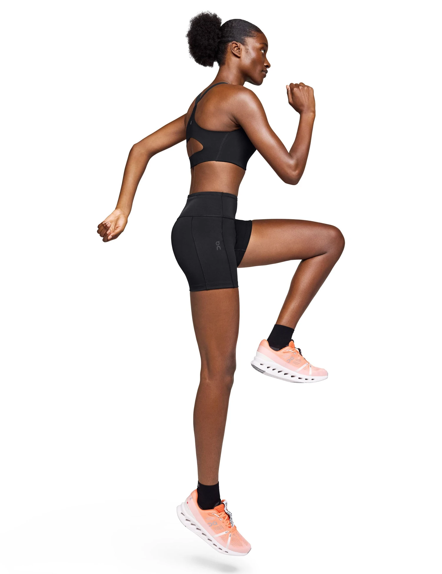 On Running Performance Short Tights - Black 6 On Running Performance Short Tights - Black - Image 4