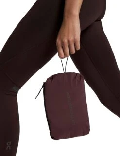 On Running Weather Jacket Insulated - Mulberry 14 On Running Weather Jacket Insulated - Mulberry -The Sports Edit on running w weather jacket insulated mulberry 1we30080398 7