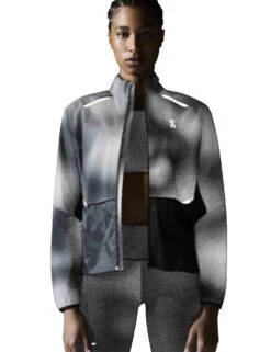 On Running Weather Jacket Lumos - Black -The Sports Edit on running w weather jacket lumos black 1we30280553 8