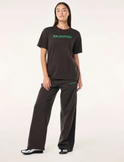 Aero Short Sleeve Tee - Caviar -The Sports Edit pe nation aero short sleeve tee caviar 243t329 6