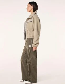 Shelter Sherpa Jacket - Oxford Tan -The Sports Edit pe nation shelter sherpa jacket oxford tan 251j095 3