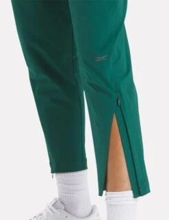 Reebok Active Collective Skystretch Woven Pant - Collegiate Green -The Sports Edit reebok active collective skystretch woven pant collegiate green 100205551 4