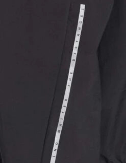 Reebok Speed Jacket - Black 12 Reebok Speed Jacket - Black -The Sports Edit reebok speed jacket black 100205704 4