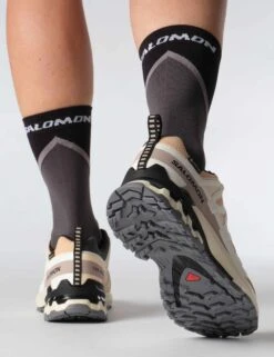 Salomon XA Pro 3D V9 Gore-Tex - Hazelnut/Tender Peach/Black -The Sports Edit salomon xa pro 3d v9 gore tex hazelnut peach black l47817600 5