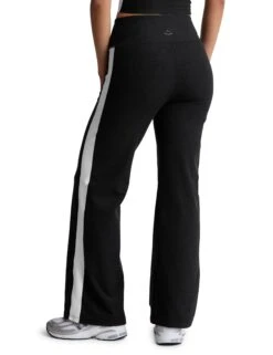 Beyond Yoga Spacedye Line Up Wide Leg Pant - Darkest Night/Cloud White 7 Beyond Yoga Spacedye Line Up Wide Leg Pant - Darkest Night/Cloud White -The Sports Edit spacedye line up wide leg pant darkest night white sd1279 2