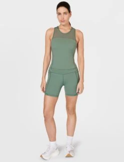 Sweaty Betty Power Aerial Mesh 6" Gym Short - Cool Forest Green 10 Sweaty Betty Power Aerial Mesh 6" Gym Short - Cool Forest Green -The Sports Edit sweaty betty aerial 6 workout short cool forest green sb9550 7