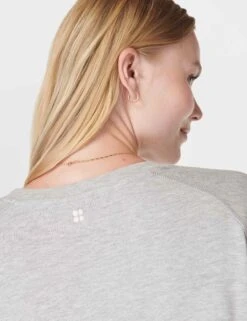 Sweaty Betty After Class Crop Sweatshirt - Light Grey Marl -The Sports Edit sweaty betty after class crop sweatshirt light grey marl sb5622c 4