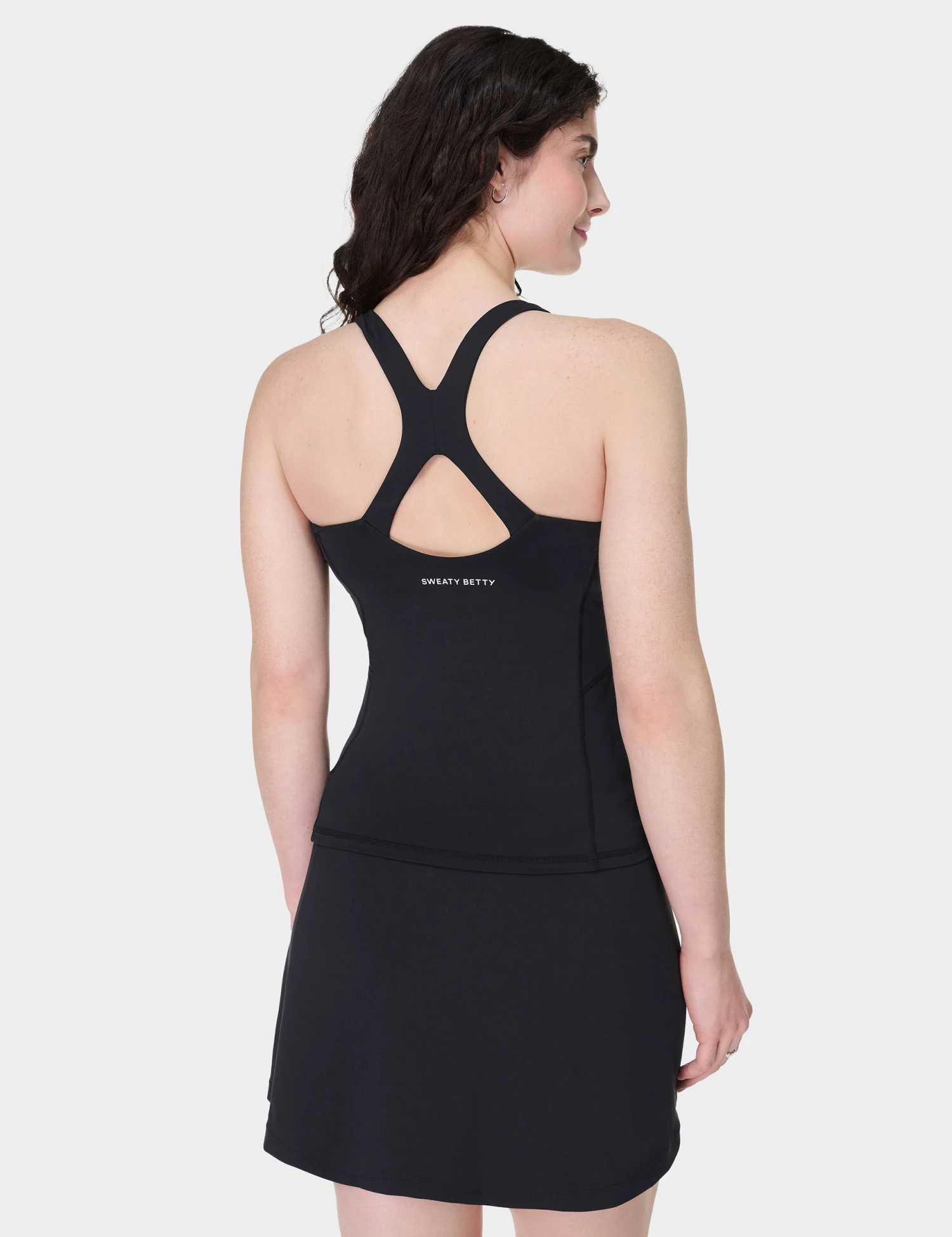 Sweaty Betty All Day Three Pocket Vest - Black 4 Sweaty Betty All Day Three Pocket Vest - Black - Image 2