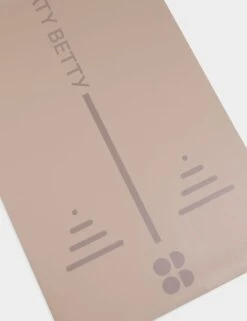 Sweaty Betty Balance Yoga Mat - Dusk Beige -The Sports Edit sweaty betty balance yoga mat dusk beige sb9861 5