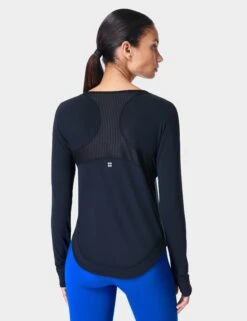 Sweaty Betty Breathe Easy Running Long Sleeve Top - Black 9 Sweaty Betty Breathe Easy Running Long Sleeve Top - Black -The Sports Edit sweaty betty breathe easy running long sleeve top black sb9122 001 2