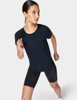 Sweaty Betty Breathe Easy Running T-Shirt - Black 9 Sweaty Betty Breathe Easy Running T-Shirt - Black -The Sports Edit sweaty betty breathe easy running t shirt black sb9121 3