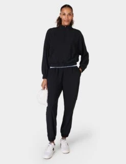 Sweaty Betty Explorer Cargo Pant - Black 12 Sweaty Betty Explorer Cargo Pant - Black -The Sports Edit sweaty betty explorer cargo pant black sb9950 5