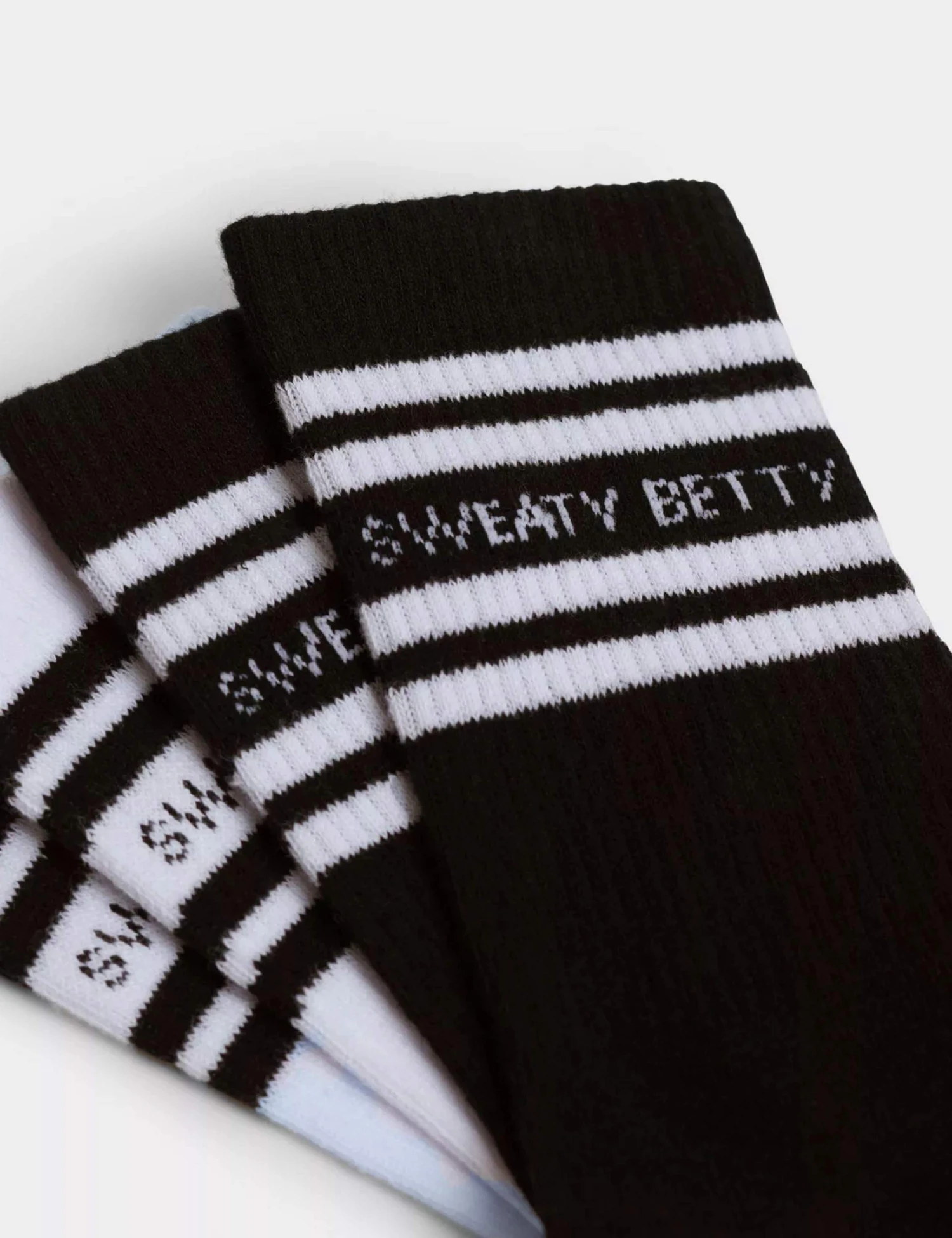 Sweaty Betty Mid Length Ankle Gripper Socks 2 Pack - White 4 Sweaty Betty Mid Length Ankle Gripper Socks 2 Pack - White - Image 2