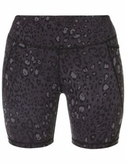 Sweaty Betty Power 6" Cycling Shorts - Black Luxe Leopard 17 Sweaty Betty Power 6" Cycling Shorts - Black Luxe Leopard -The Sports Edit sweaty betty power 6in cycling shorts black luxe leopard 2 sb4822p 3