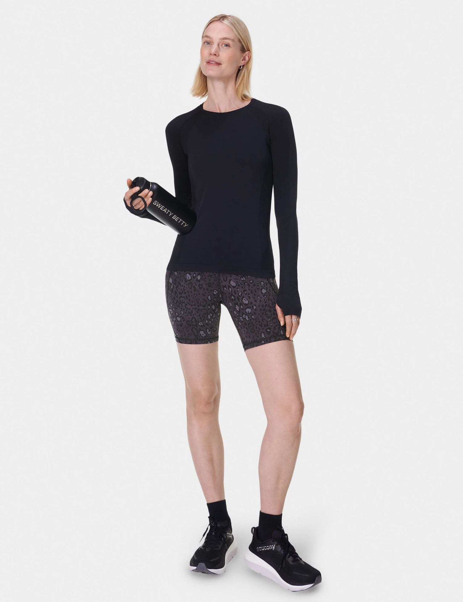 Sweaty Betty Power 6" Cycling Shorts - Black Luxe Leopard 9 Sweaty Betty Power 6" Cycling Shorts - Black Luxe Leopard - Image 7