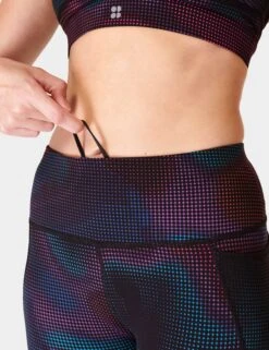 Sweaty Betty Power 7/8 Gym Leggings - Black Gradient Dot Print -The Sports Edit sweaty betty power 7 8 gym leggings black gradient dot print sb5400 3
