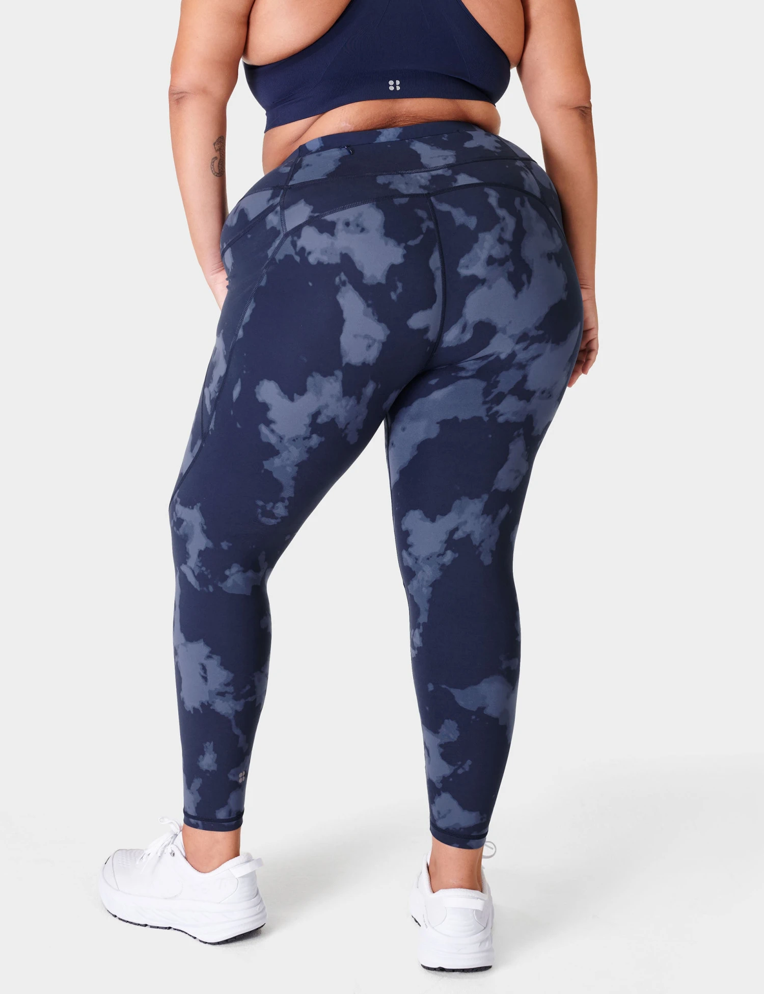 Sweaty Betty Power 7/8 Gym Leggings - Blue Fade Print 4 Sweaty Betty Power 7/8 Gym Leggings - Blue Fade Print - Image 2