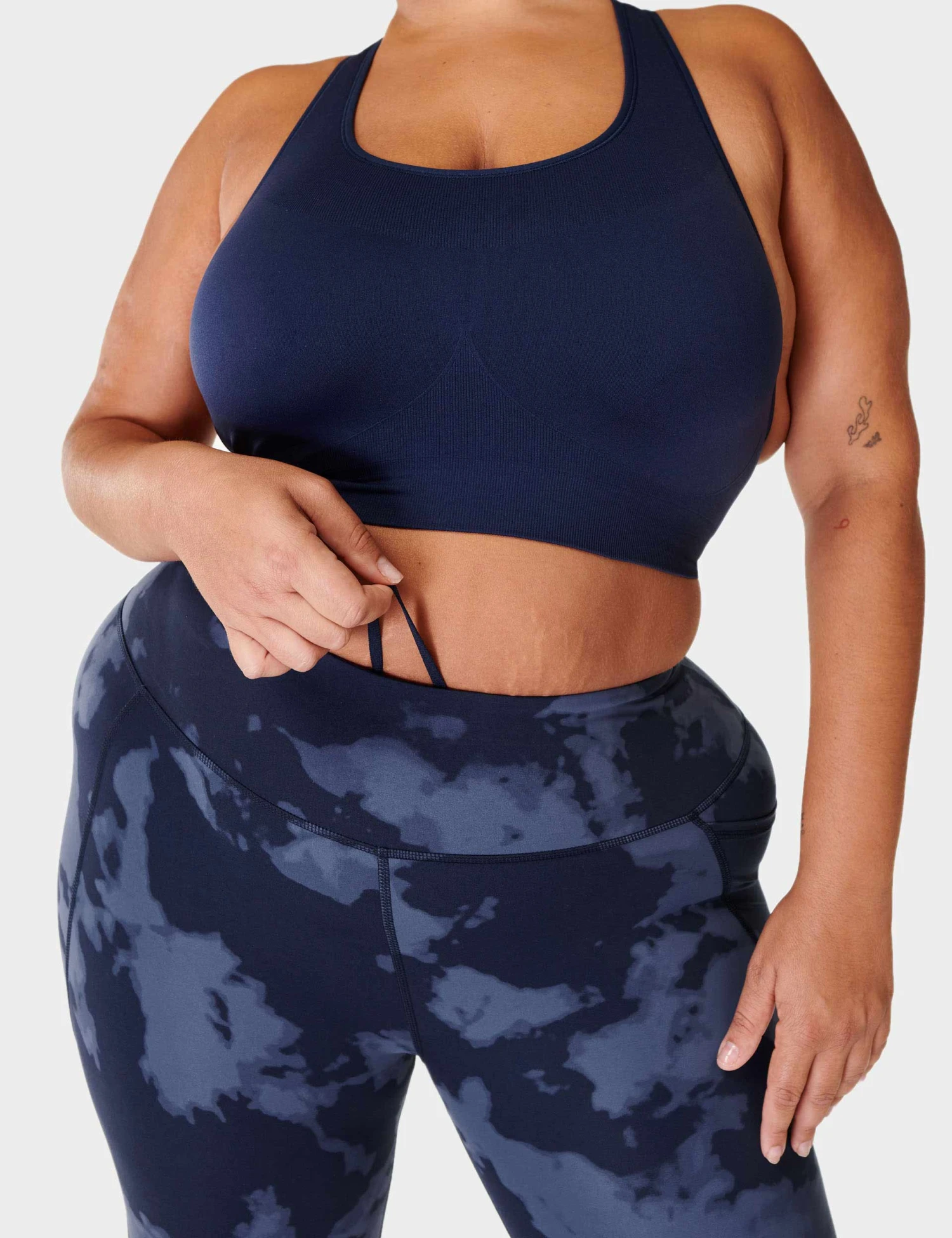 Sweaty Betty Power 7/8 Gym Leggings - Blue Fade Print 7 Sweaty Betty Power 7/8 Gym Leggings - Blue Fade Print - Image 5