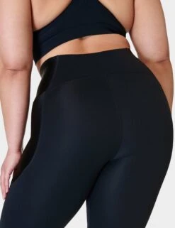 Sweaty Betty Power High Waisted 7/8 Shine Matte Leggings - Black 12 Sweaty Betty Power High Waisted 7/8 Shine Matte Leggings - Black -The Sports Edit sweaty betty power hw 7 8 shine matte leggings black sb9320 5