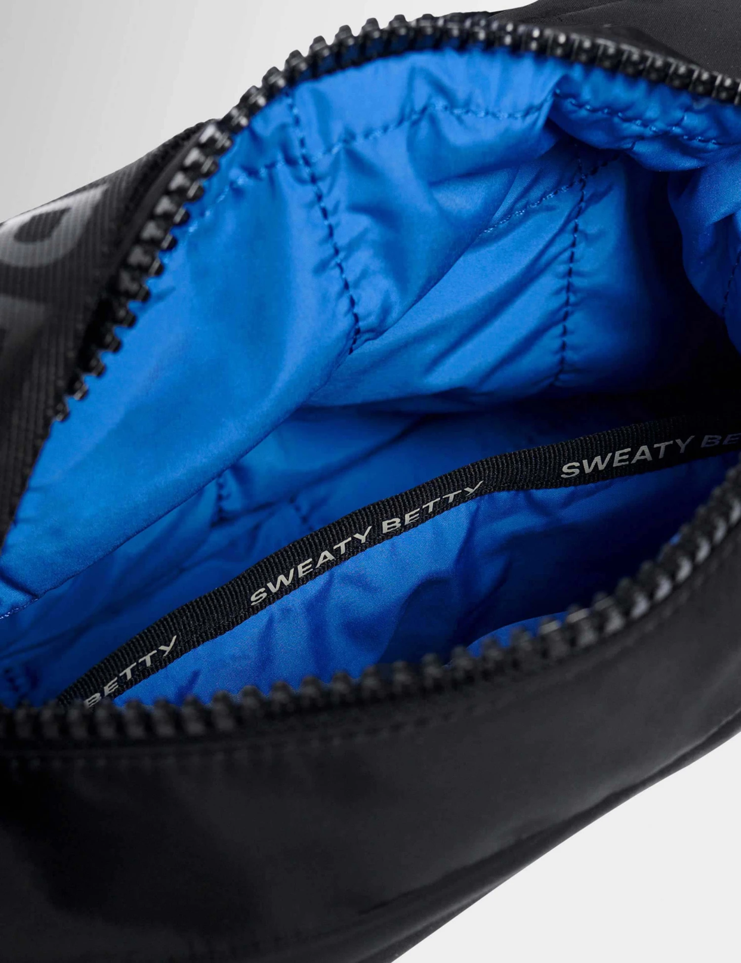 Sweaty Betty Strive Crossbody - Black 6 Sweaty Betty Strive Crossbody - Black - Image 4