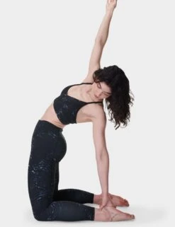 Sweaty Betty Super Soft 7/8 Yoga Leggings - Blue Tundra Tiger Print 13 Sweaty Betty Super Soft 7/8 Yoga Leggings - Blue Tundra Tiger Print -The Sports Edit sweaty betty super soft 7 8 yoga leggings blue tundra tiger print sb691678 5