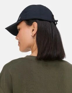 Sweaty Betty Swiftie Pace Cap - Black -The Sports Edit sweaty betty swiftie pace cap black sb9705 2