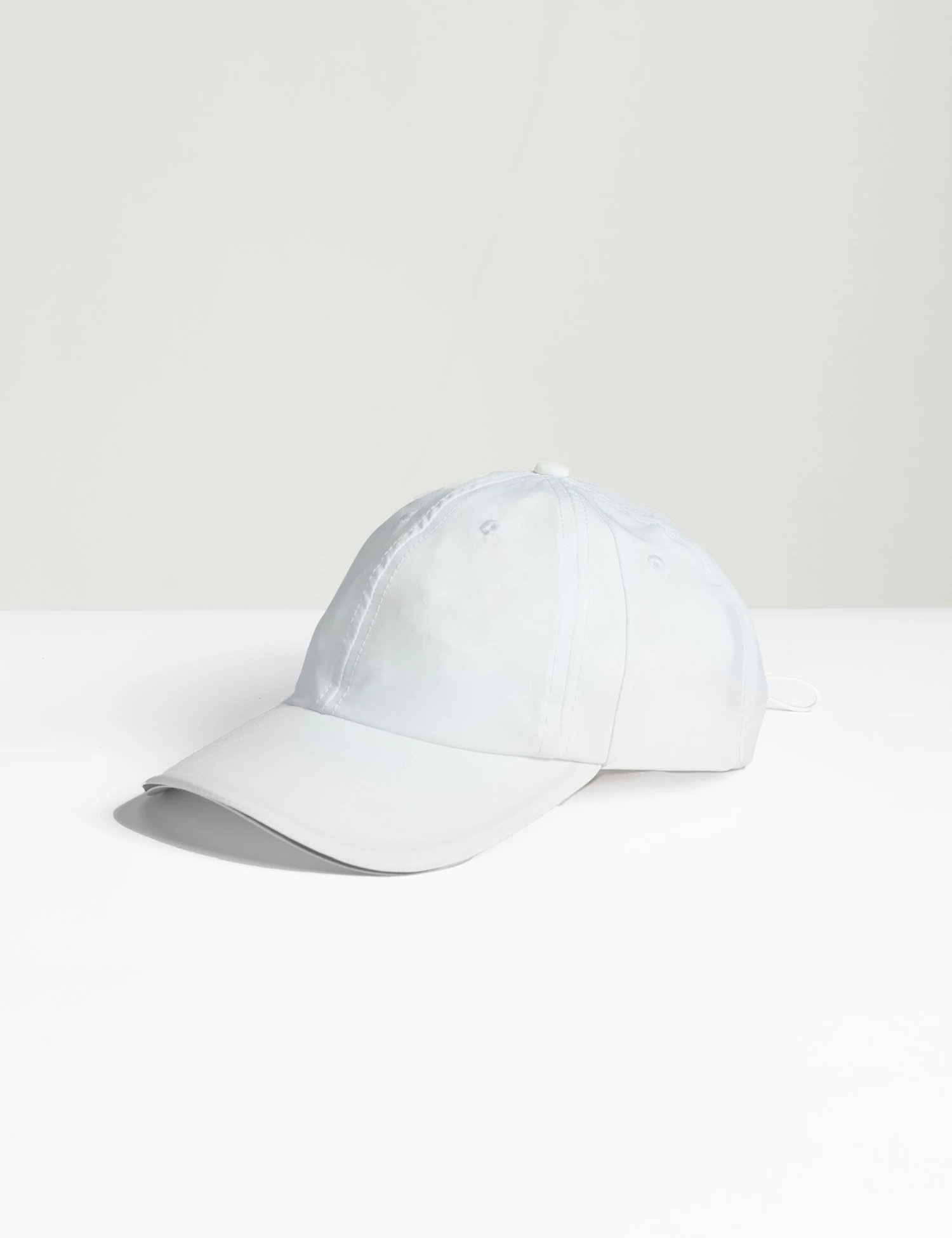 Sweaty Betty Swiftie Run Cap - White 3 Sweaty Betty Swiftie Run Cap - White