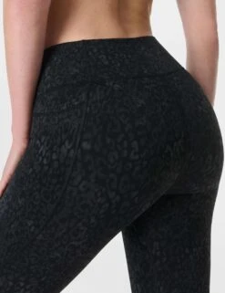 Sweaty Betty Ultimate Studio 7/8 Leggings - Black Panther Print 13 Sweaty Betty Ultimate Studio 7/8 Leggings - Black Panther Print -The Sports Edit sweaty betty ultimate studio 7 8 leggings black panther print sb1003378 4
